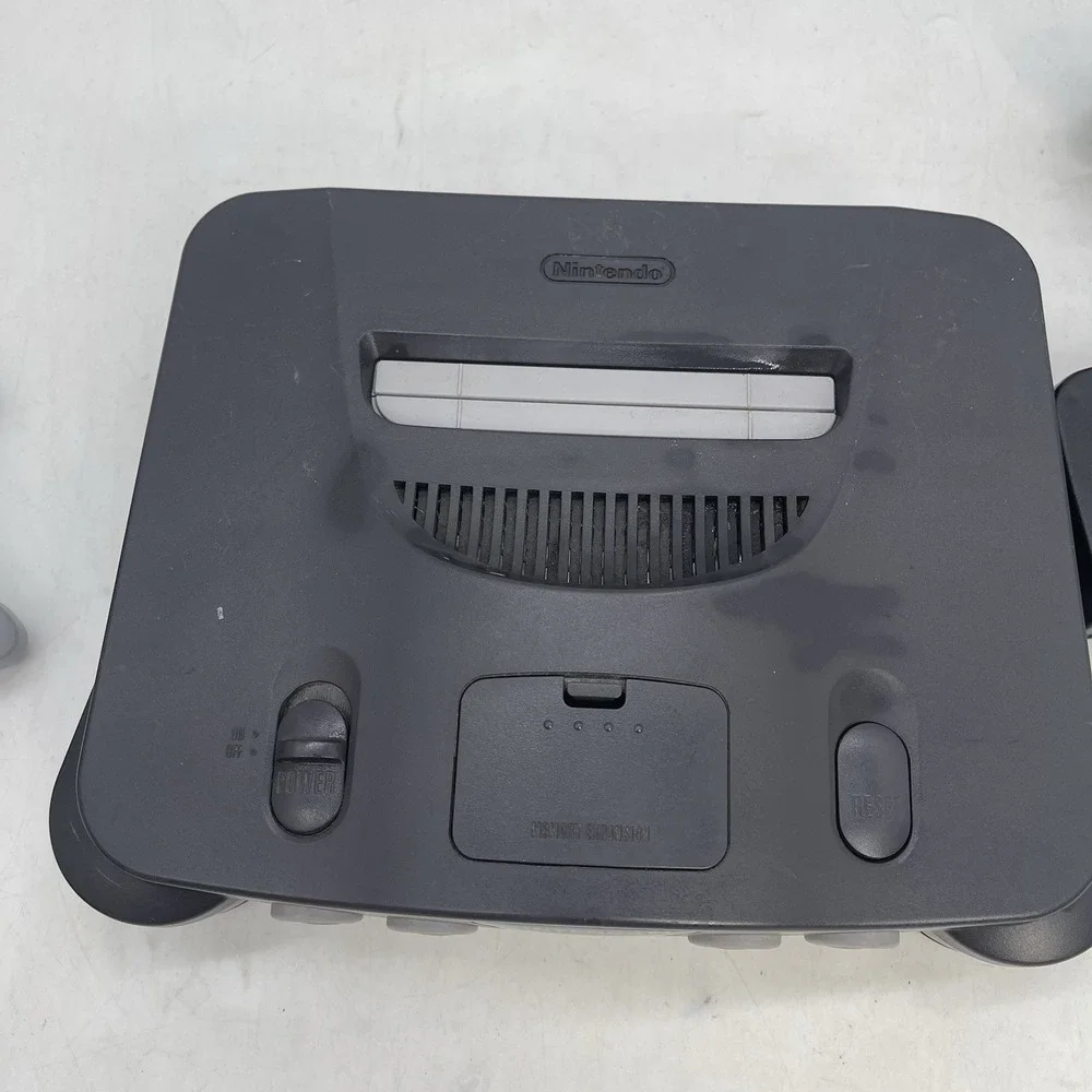 Nintendo 64 N64 Gray Console Bundle w/ Controller, Power Cord, AV Cable NTSC-U/C